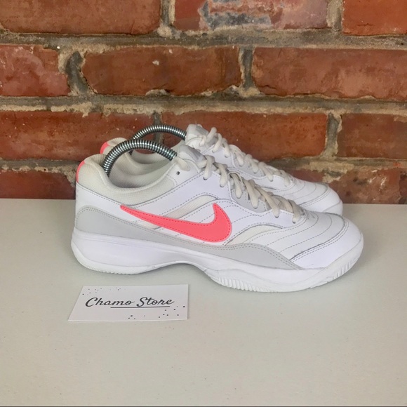 Nike Shoes - Nike woman’s Court Lite Tennis shoes size 7.5